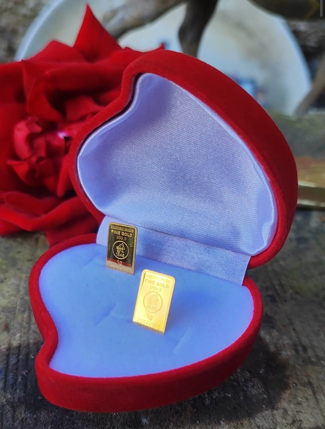 Le cœur duo de lingot 1 gramme d'or fin 999.9 avec écrin personnalisé à vos initiales