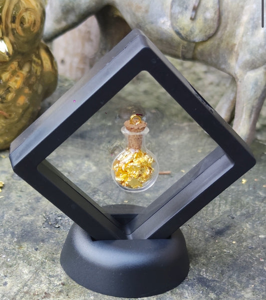 Le pendentif fiole or véritable 24k en écrin cadre 3D