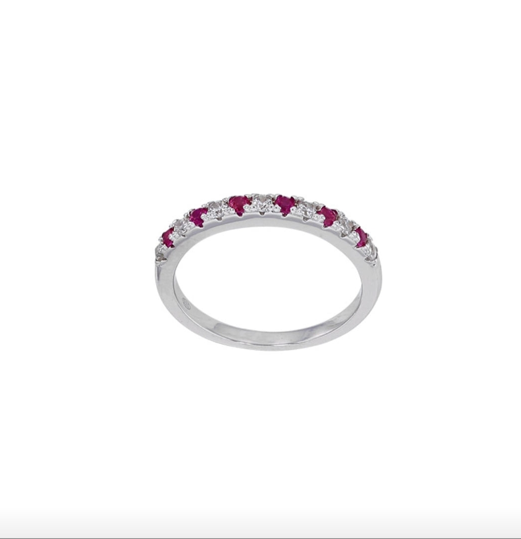 Demi-alliance oxydes blancs et bleu saphir,ou rouge rubis, argent 925/1000 rhodié