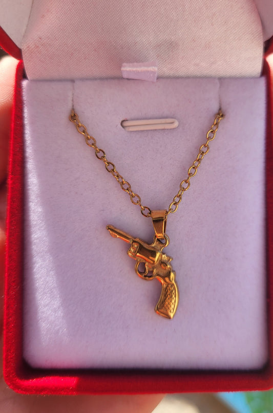 Pendentif pistolet