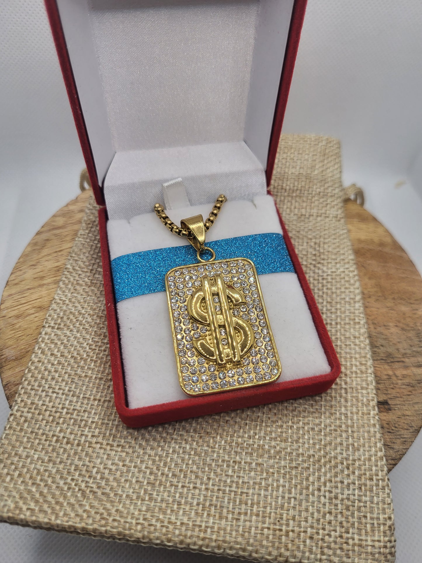 Pendentif dollars