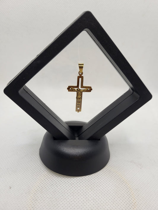 Pendentif croix jesus doré avec son ecrin 3D