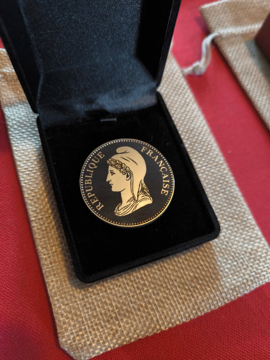 La monnaie a personnalisé " République française "