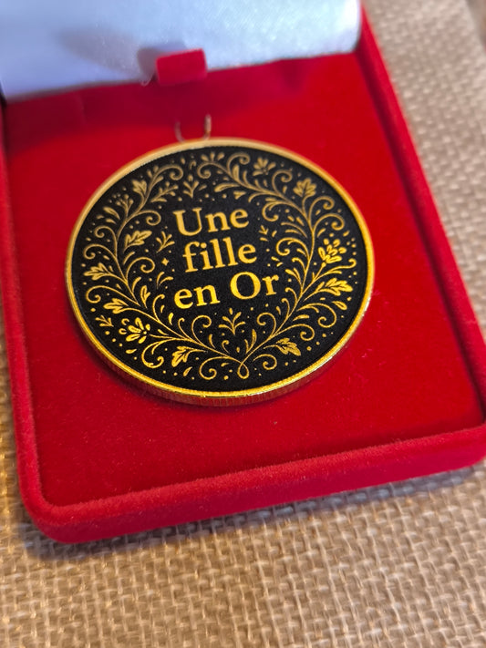 La monnaie à personnalisé "une fille en or"