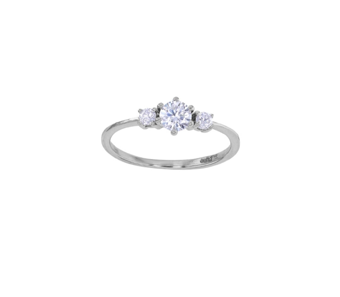 Bague solitaire serti 6 griffes épaulé par 2 oxydes, argent 925/1000 rhodié