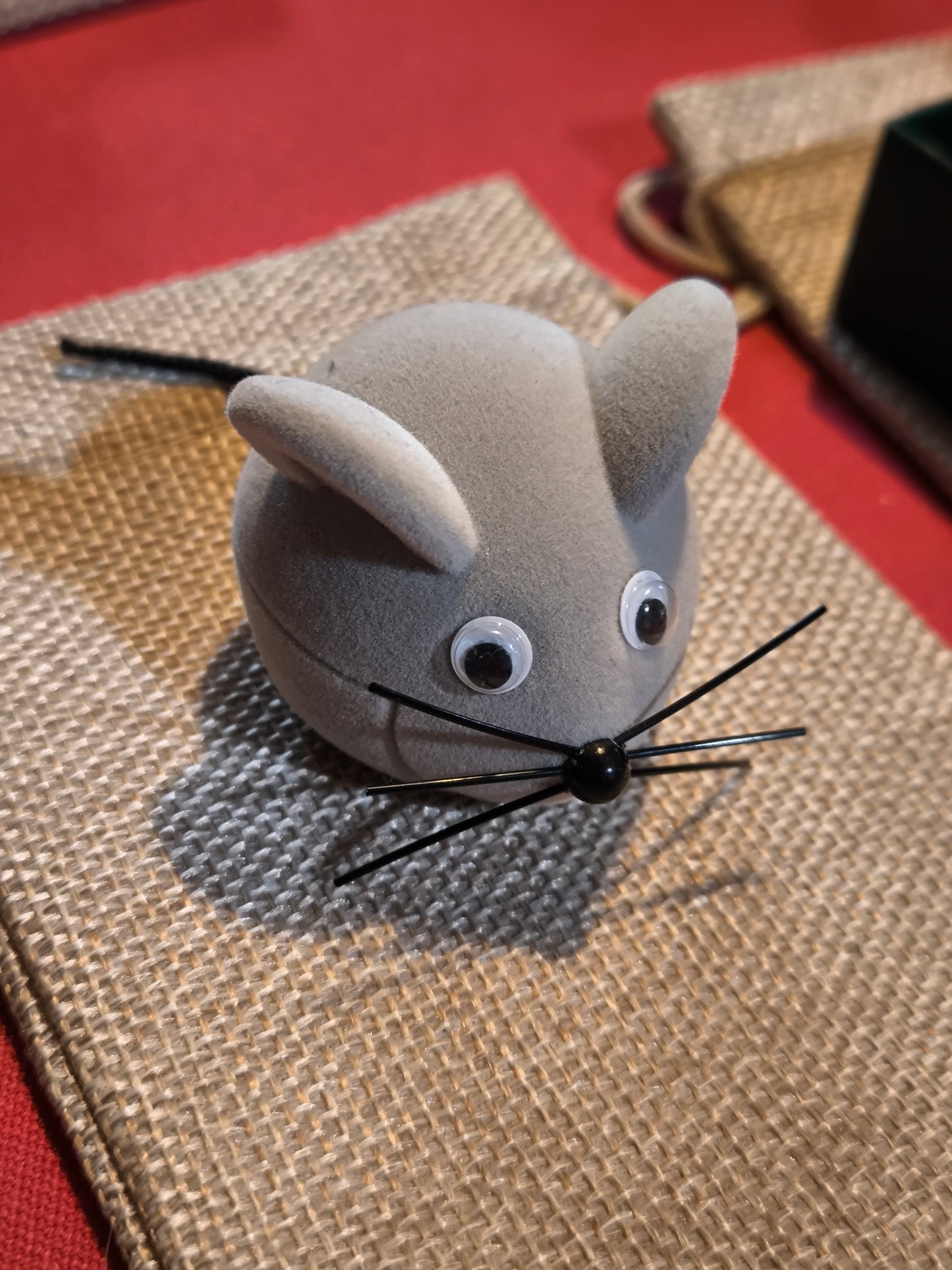 Écrin petite souris avec lingot 1 gramme d'or fin 999.9