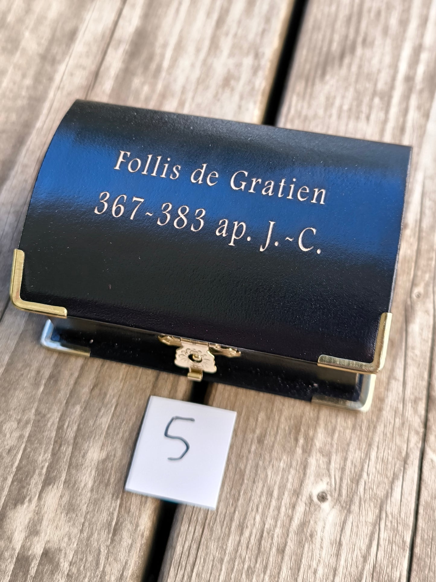 Monnaie romaine prestige numéro 5