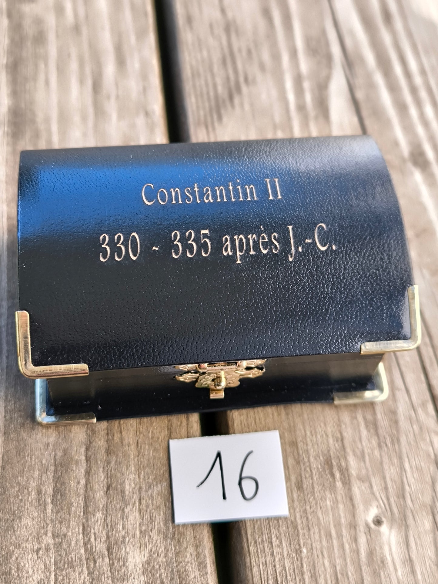 Monnaie romaine prestige numéro 16