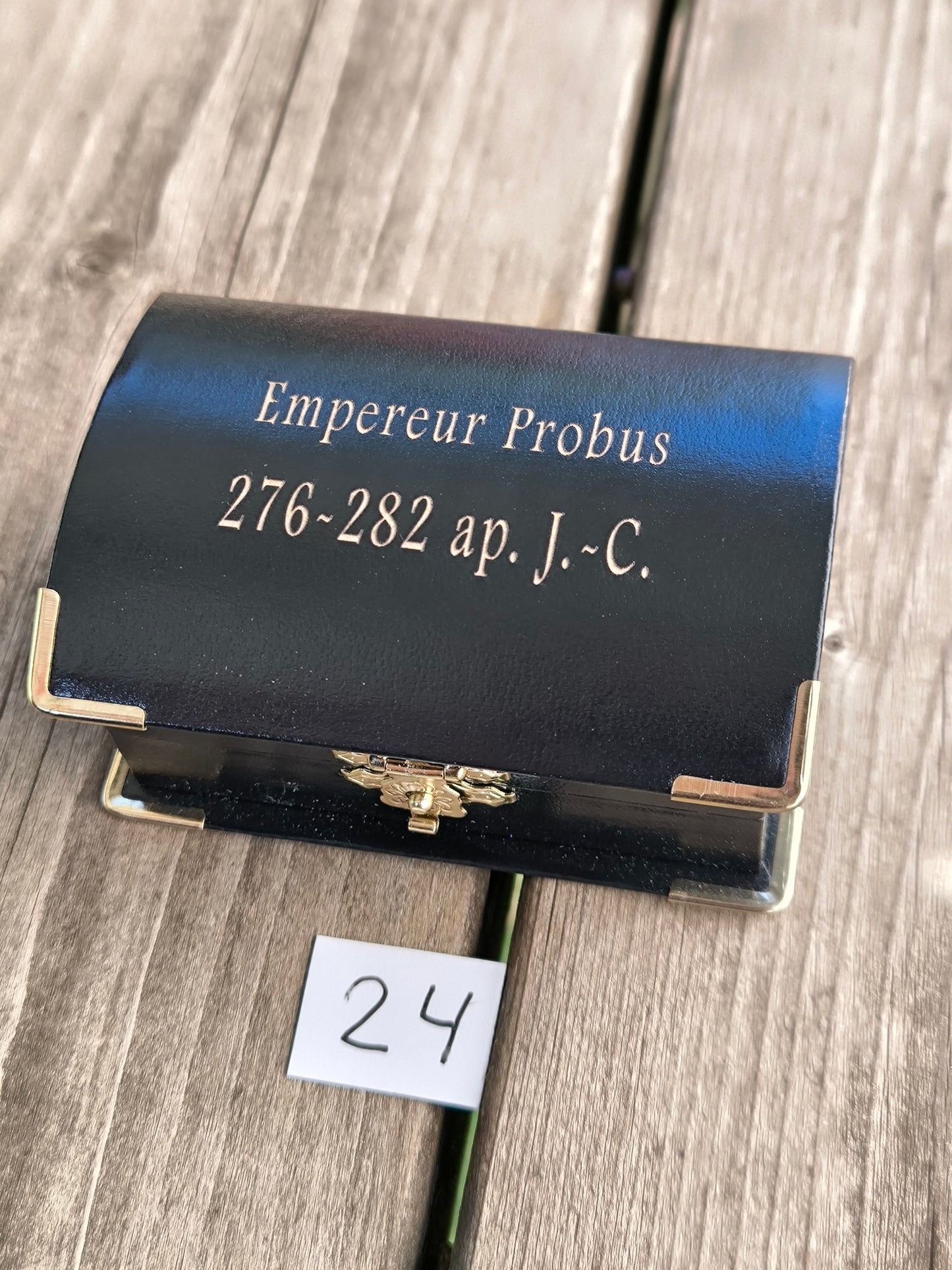 Monnaie romaine prestige numéro 24